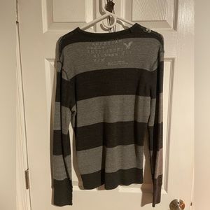 American Eagle long sleeved shirt